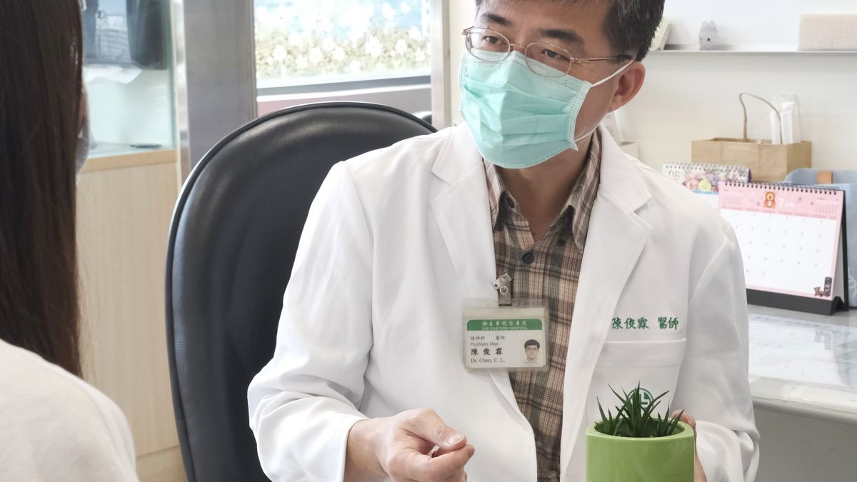 陳俊霖主任鼓勵病患，不妨從好種的多肉植物開始，讓生活多一點綠意，也多一份療癒 
