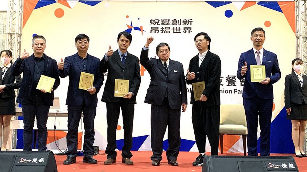 元智大學34歲生日快樂 校友餐會凝聚向心力
